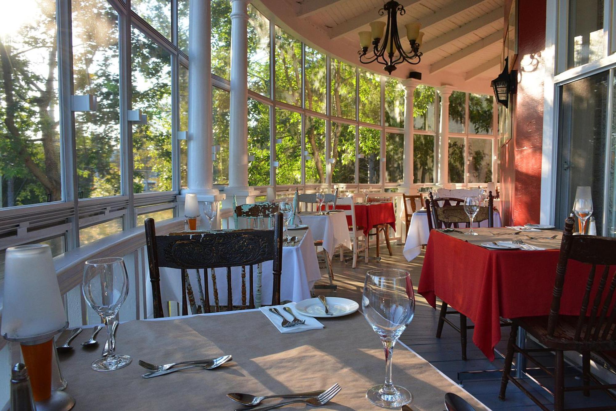 Auberge De La Tour Du Lac Sainte-Agathe-des-Monts Dış mekan fotoğraf