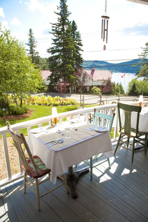 Auberge De La Tour Du Lac Sainte-Agathe-des-Monts Dış mekan fotoğraf